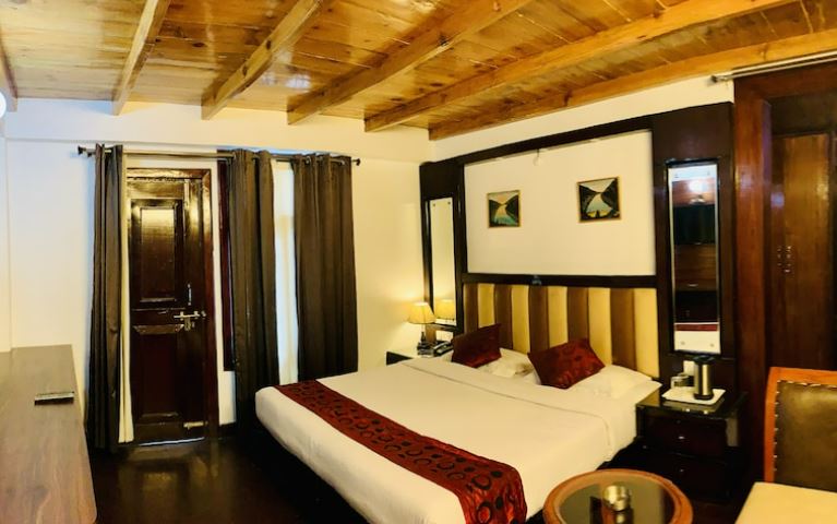 Hotel H.K Legacy, Nainital 3