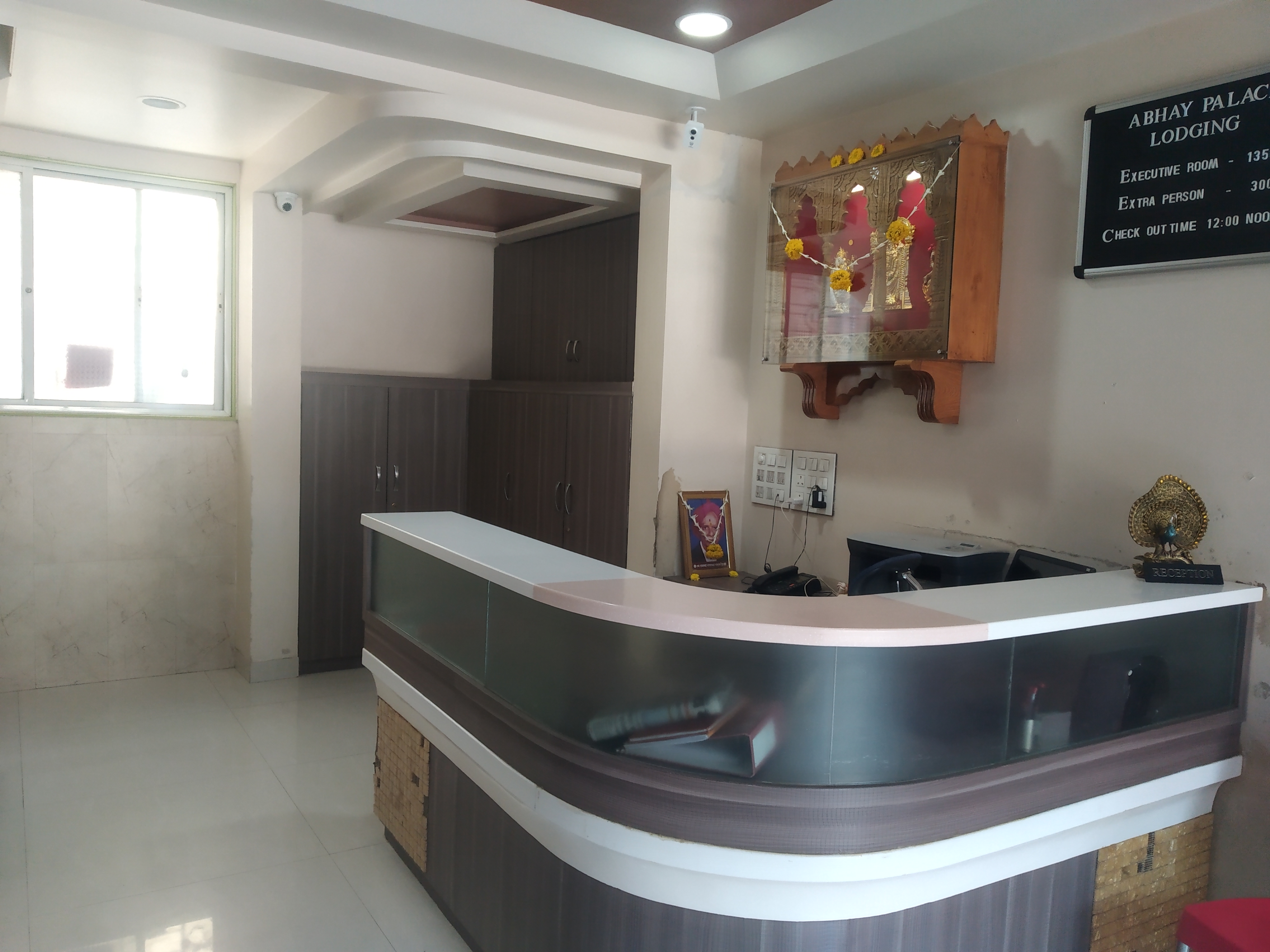 HOTEL ABHAY PALACE, Ahmednagar 2