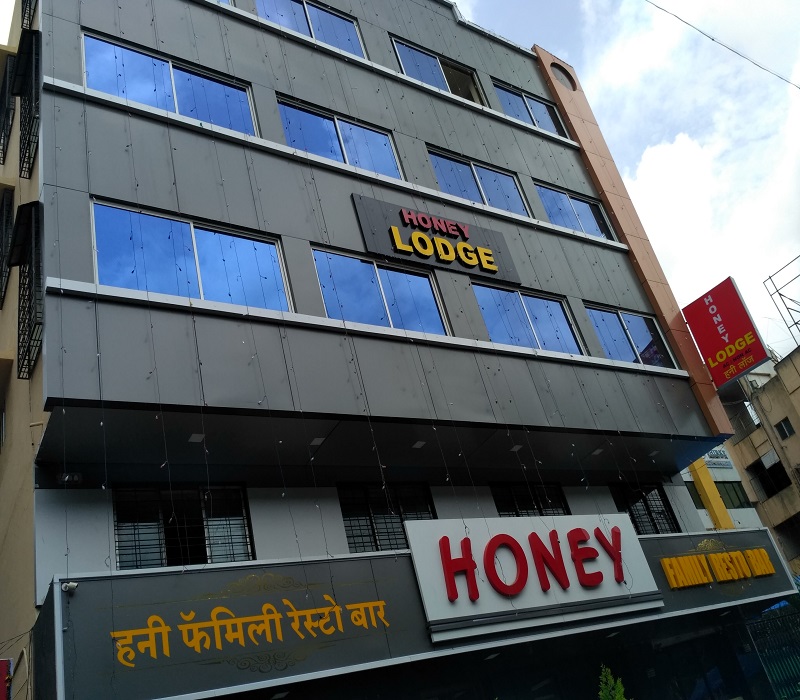 HOTEL HONEY LODGING, Pune 2