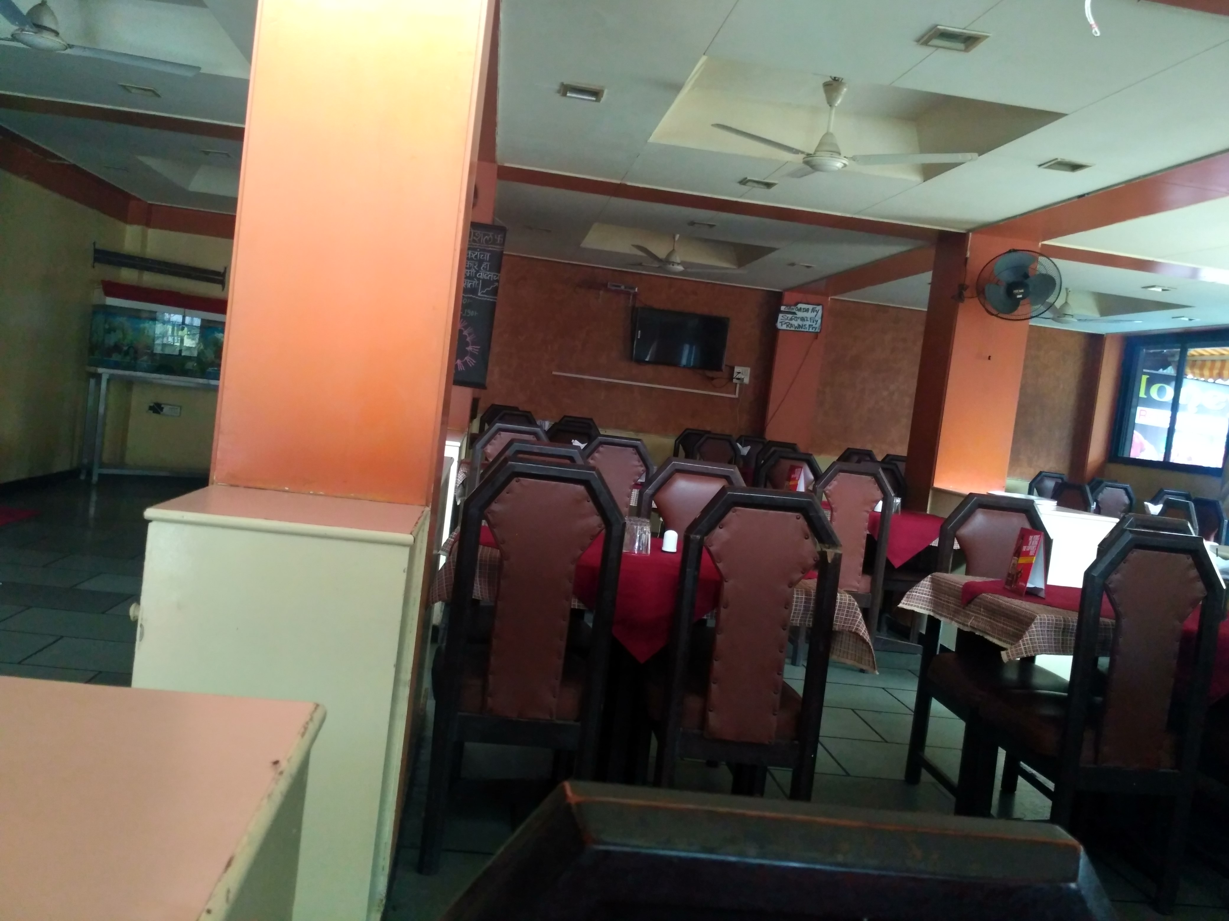 HOTEL HONEY LODGING, Pune 4