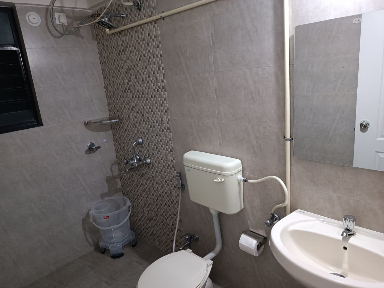 Happy Stay Near Airport Vimanagar, Pune