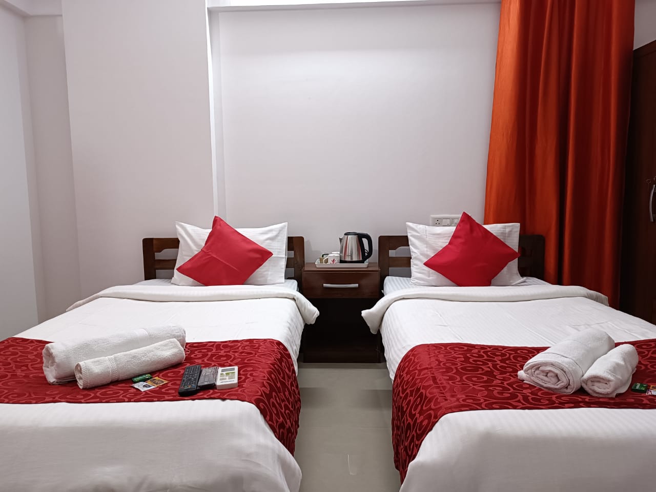 Happy Stay Near Airport Vimanagar, Pune 5