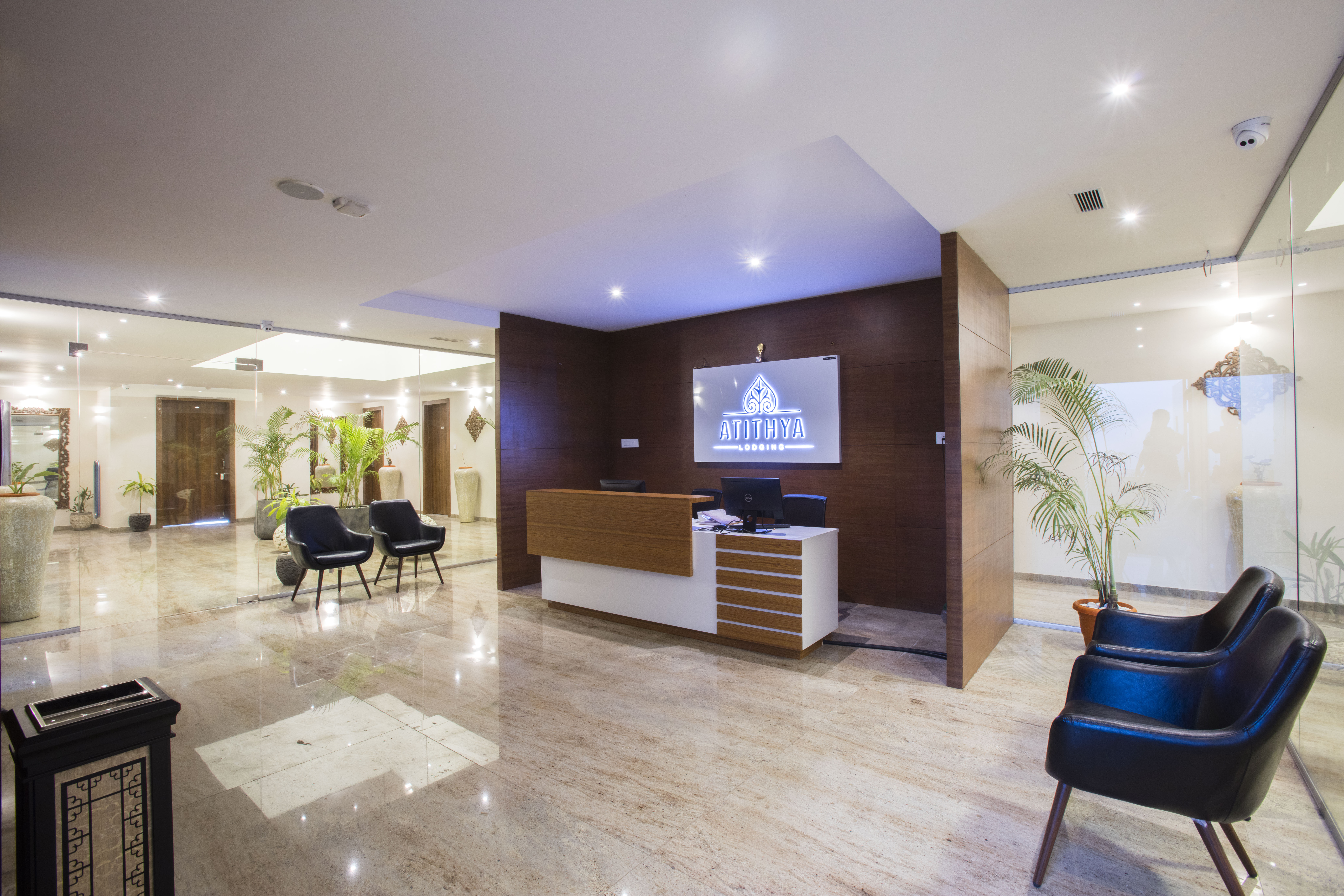 Sapphire Premium Hotel & Suite, Karad 4