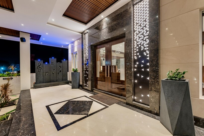 Hotel Grand Regal, Uran Islampur 4