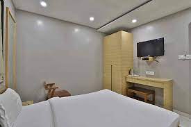 Tirupati Residency Hotel, Surat 3