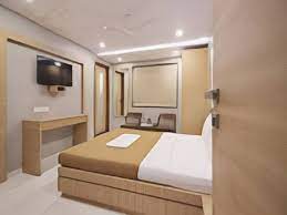 Tirupati Residency Hotel, Surat 4