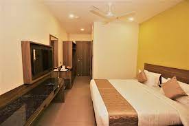 Hotel Regents, Surat 2