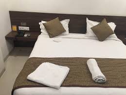 Vetro Inn Hotel, Surat 2