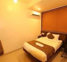 Vetro Inn Hotel, Surat 4