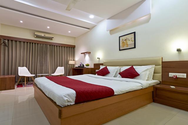 Hotel Sai Deluxe, Sangli 3