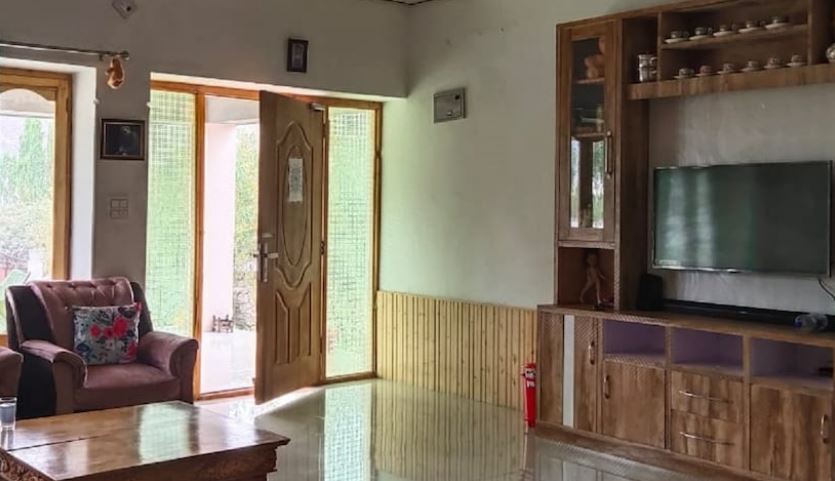 Mountain Majesty guest house, Leh 3
