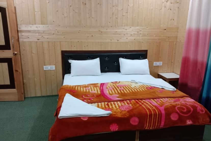 Sand Field Guest house, Leh 2