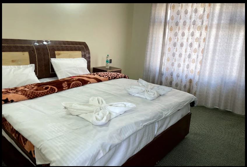 Zamthapa Guest house Merak, Pangong 4
