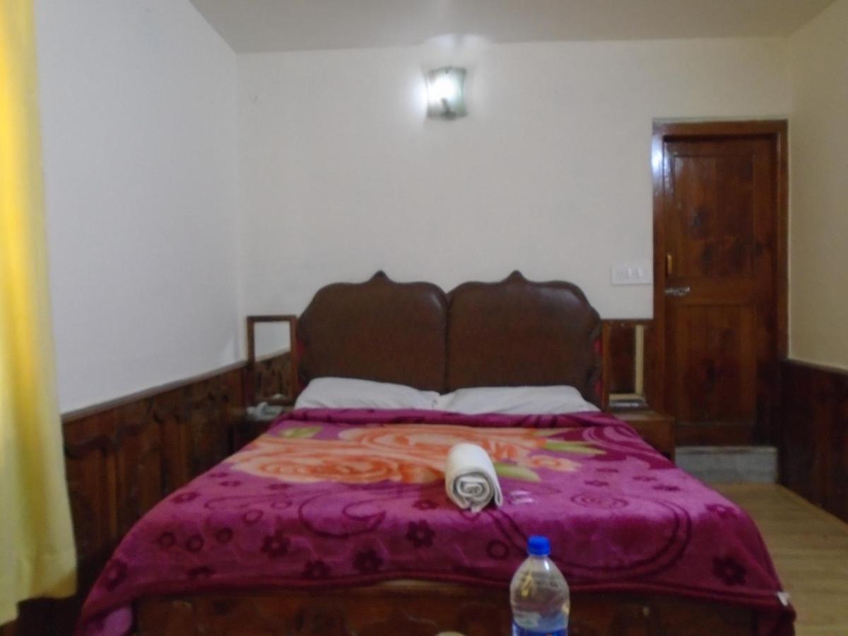 Hotel Magnolia, Manali 3