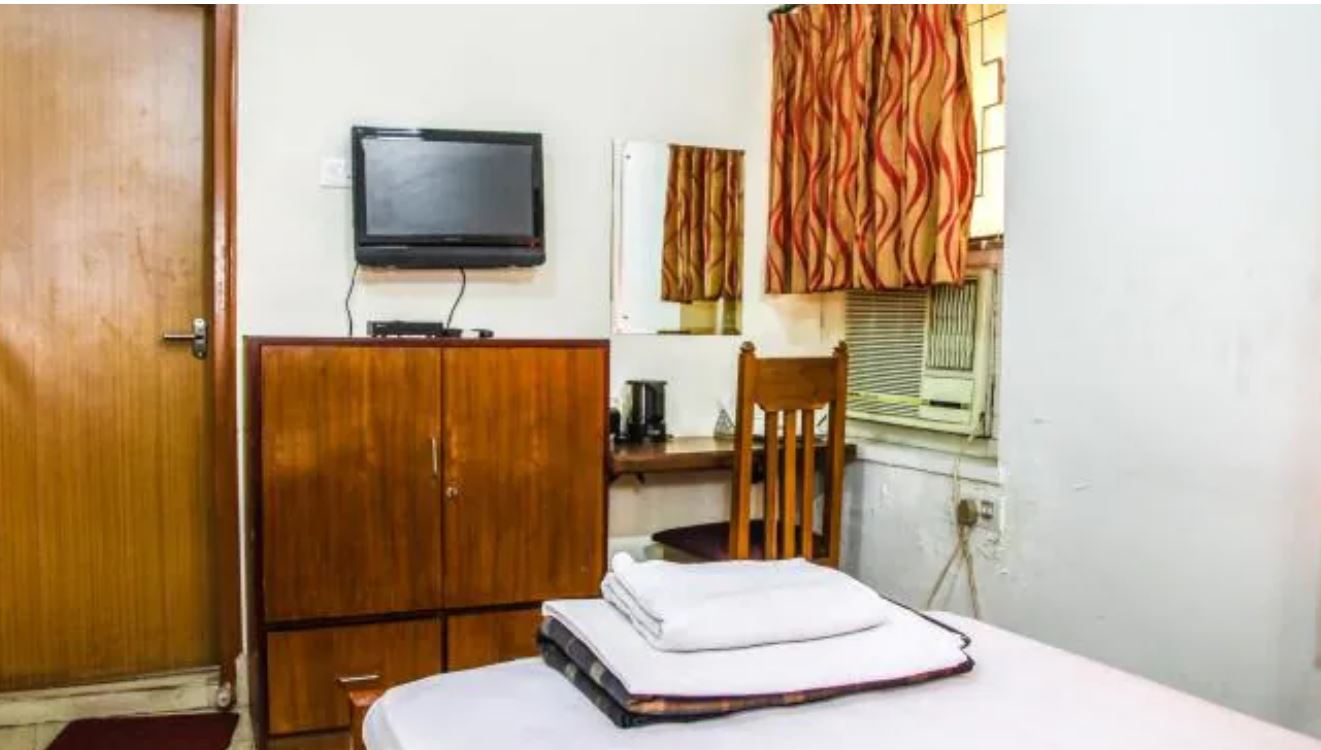 Hotel Basera, Katra 3