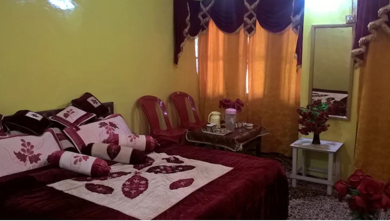 Hotel New Green View, Srinagar 2