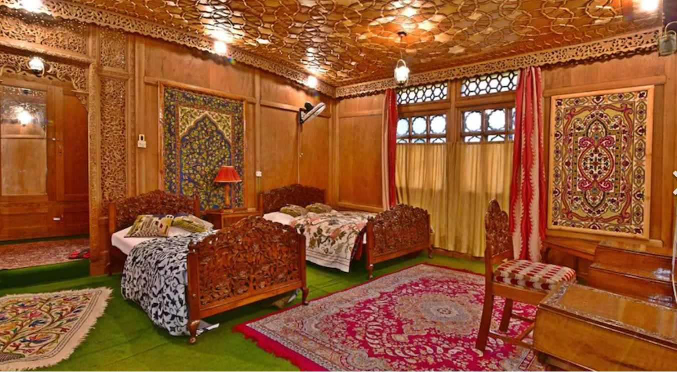 The Great Kashmir Houseboats, Srinagar 3