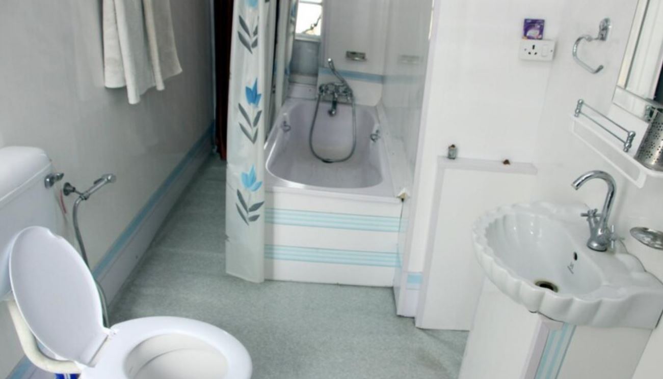 Sobra Houseboats, Srinagar 2