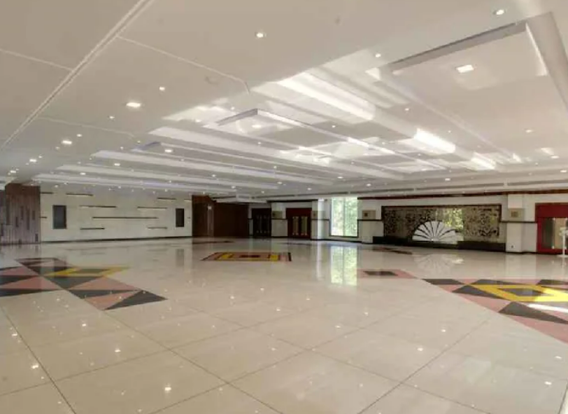 Hotel Red Carlton, Kanpur 2