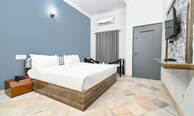 Fab Hotel Classic Holiday, Jaipur 5