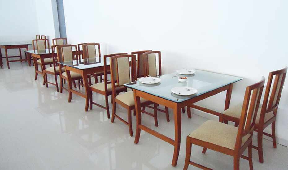 Hotel Sybaritic Suites, Hyderabad 5