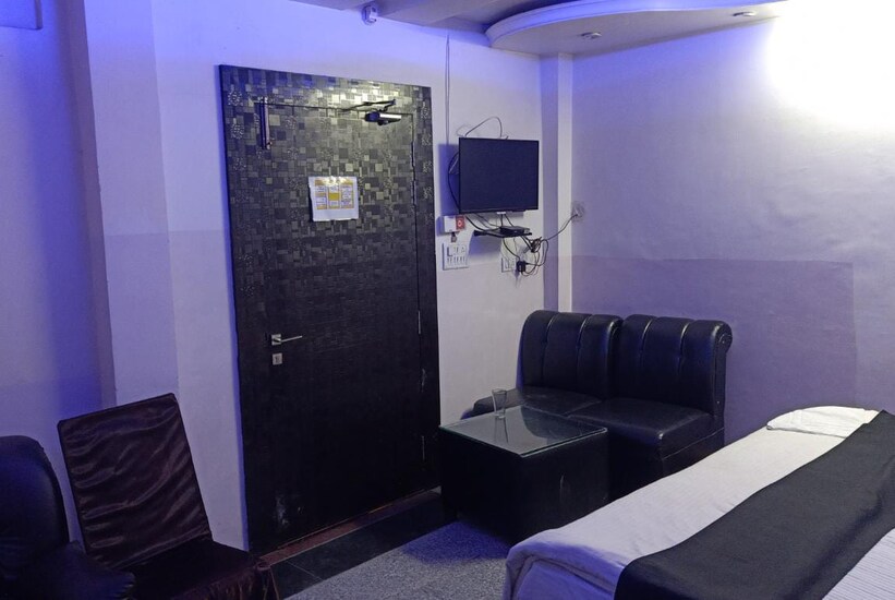 Hotel S R Lucknow, Lucknow 3