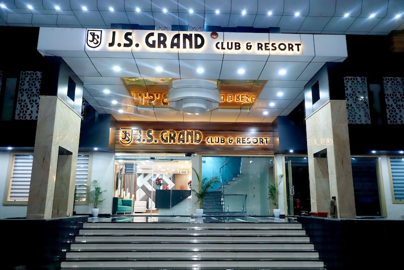 JS Grand Club and Resort, Jhansi 2