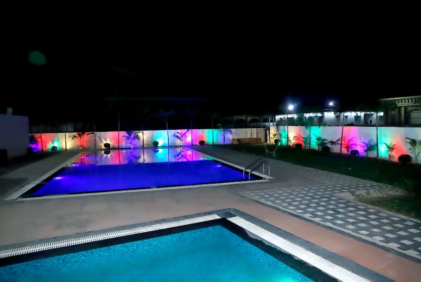 JS Grand Club and Resort, Jhansi 4
