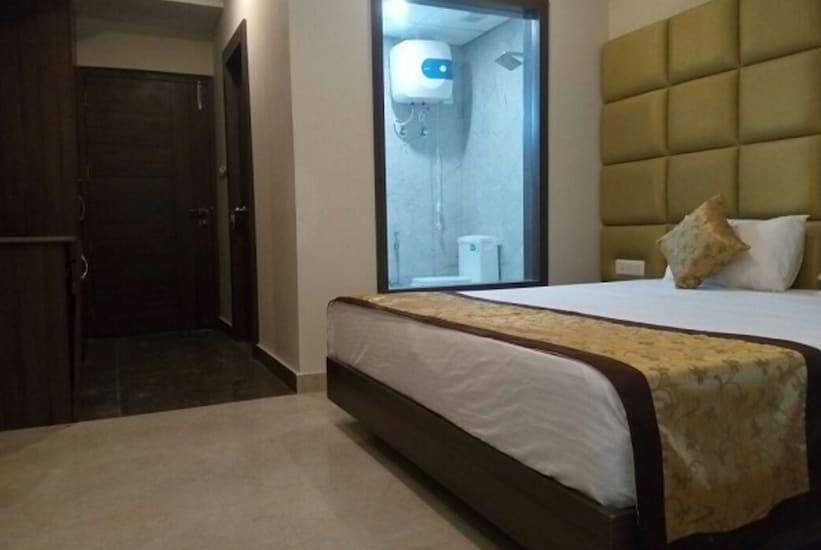 Hotel Radical Palace, Varanasi 2