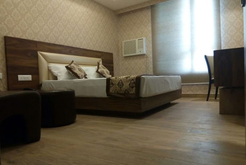 Hotel Radical Palace, Varanasi 4