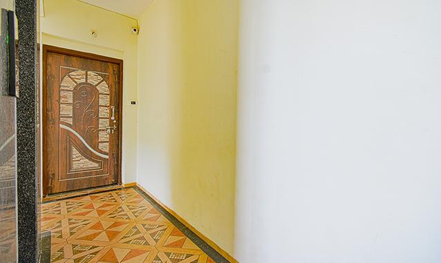 Fab Hotel Golden Leaf