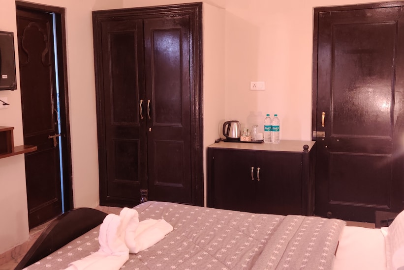 KSR MOTI MAHAL HOTEL, Udaipur 4