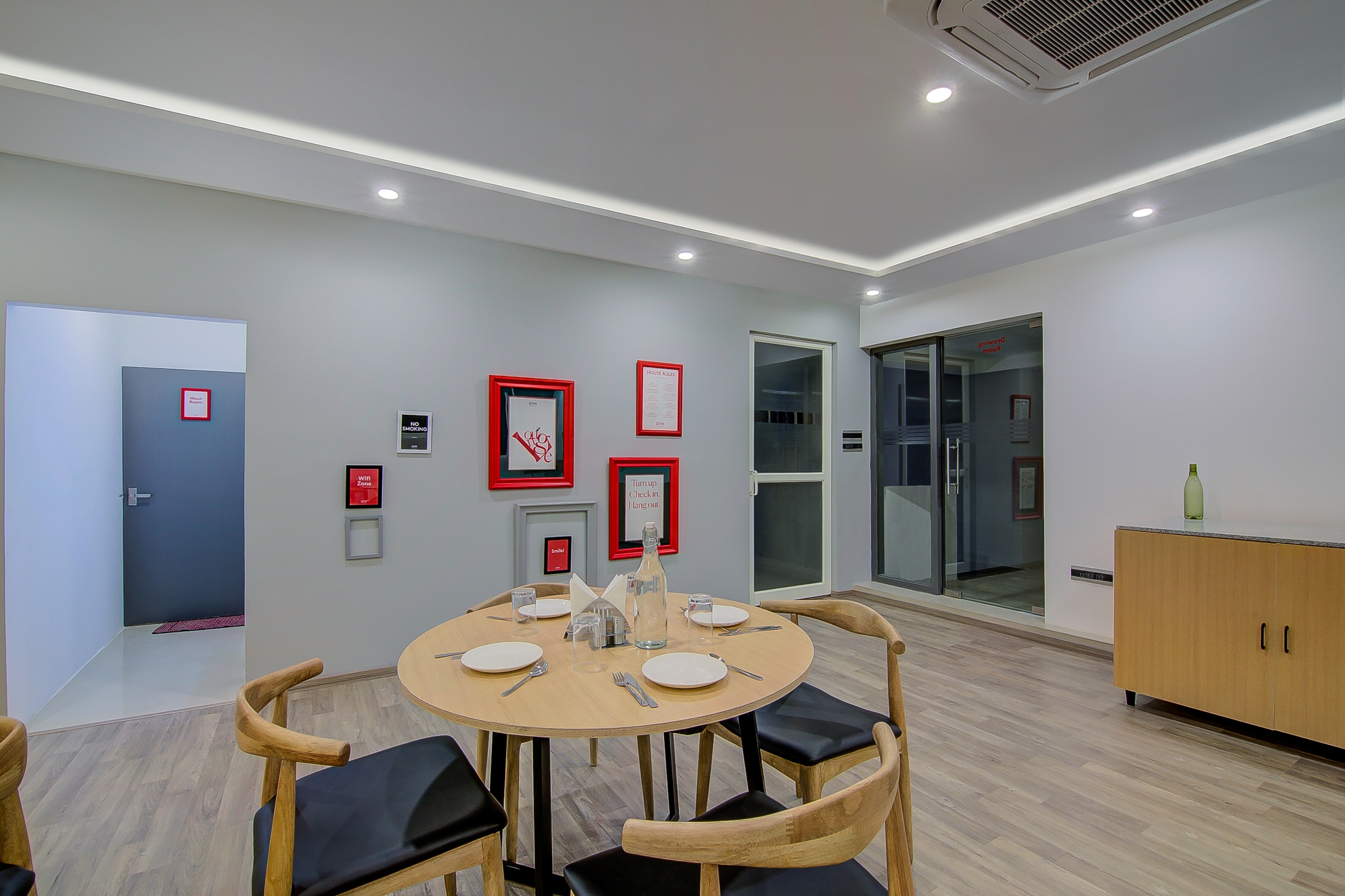 OYO Townhouse 040 Global Village Tech Park, Bangalore 3