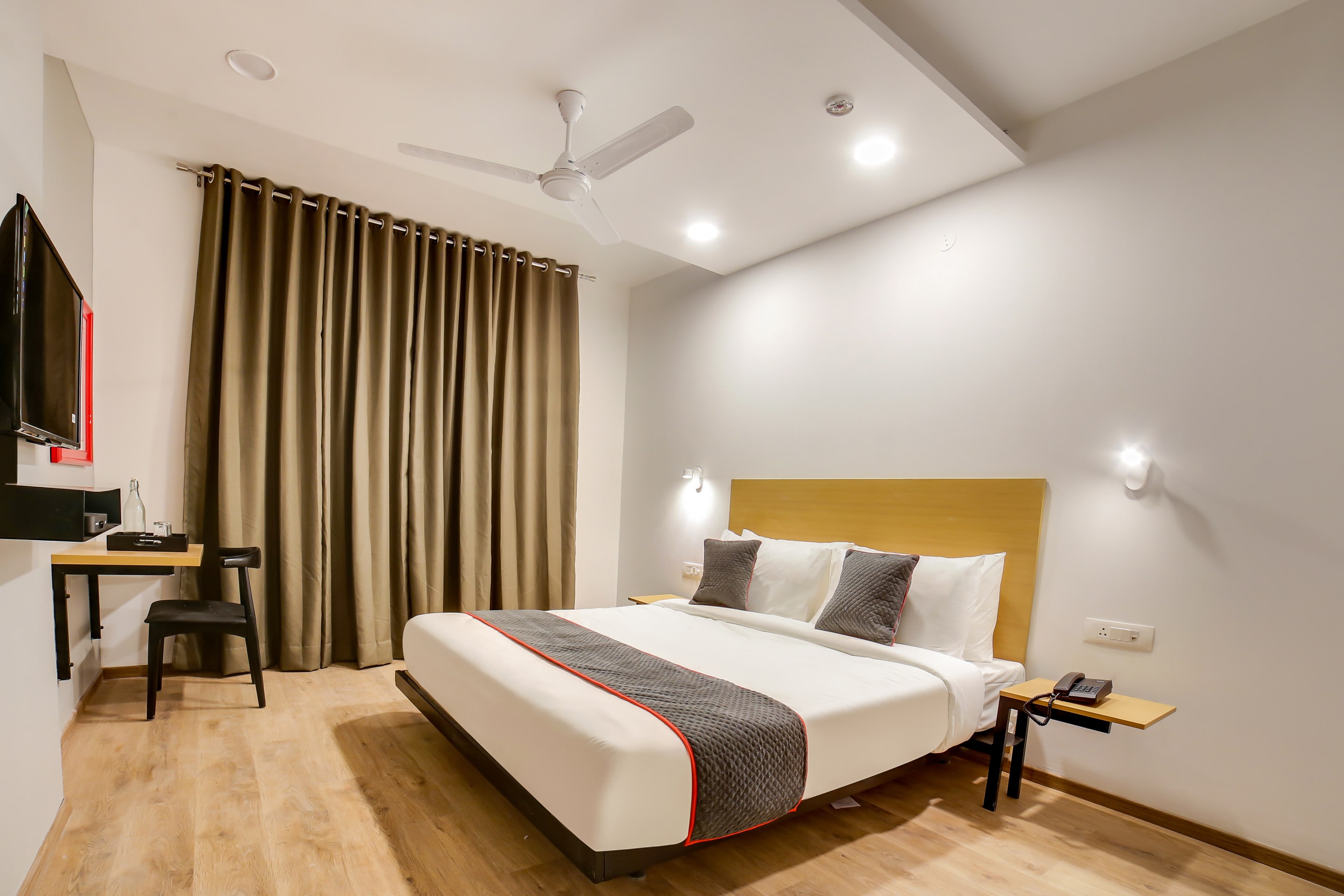 OYO Townhouse 285 Sector 39 Gurgaon, Gurgaon 2