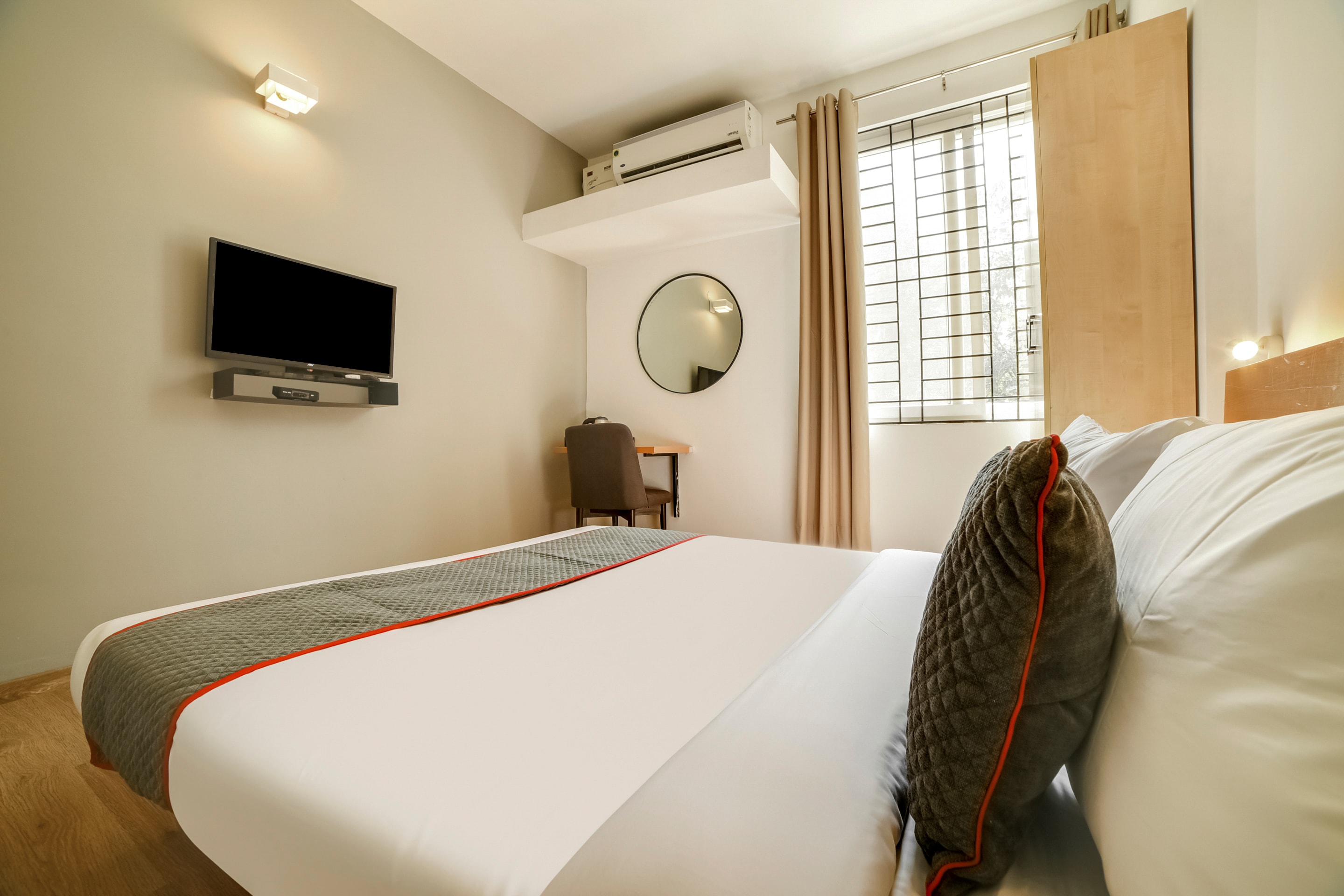 OYO Townhouse 361 Sarvar Hospitality, Bangalore 4