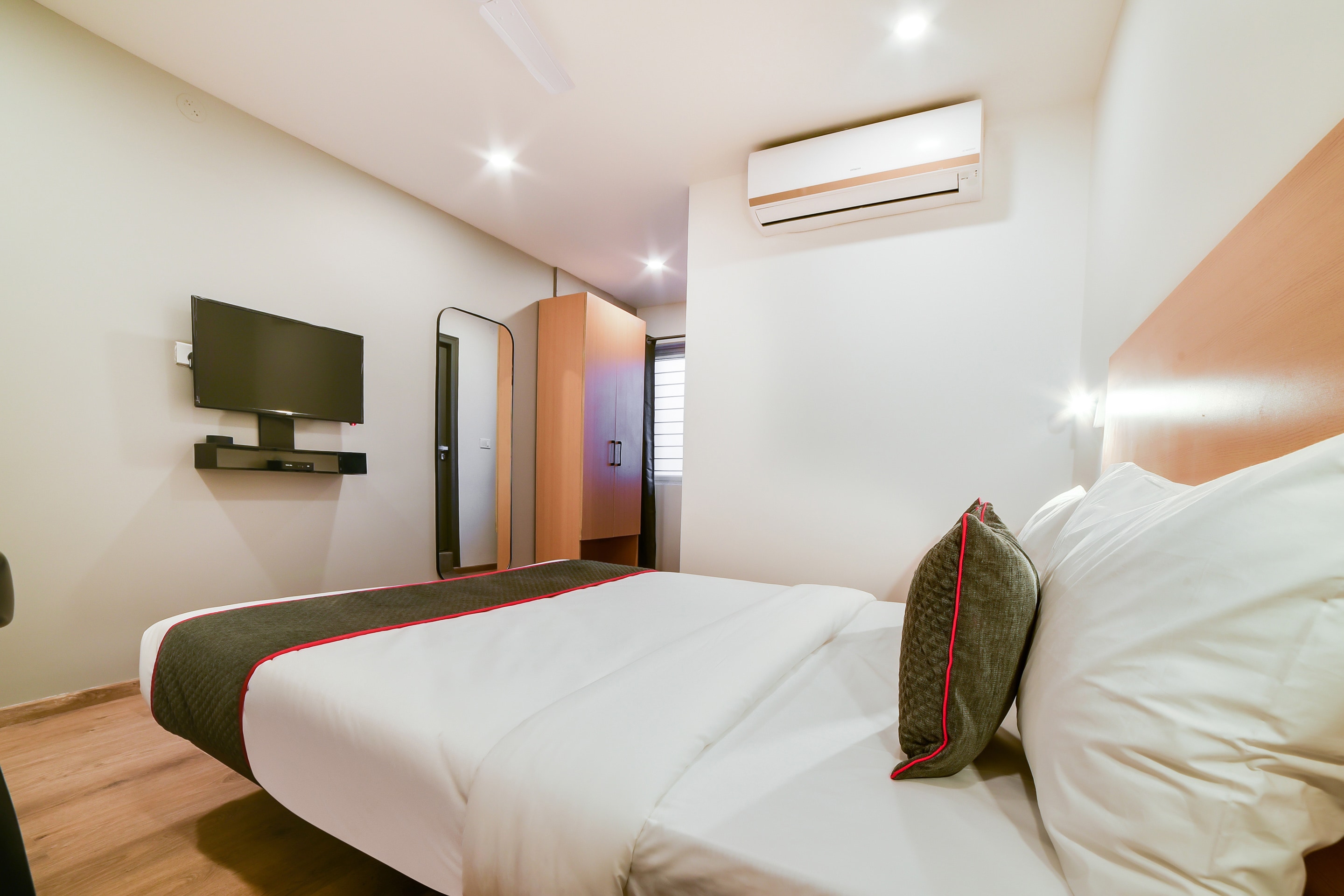 OYO Townhouse 363 Sarjapur, Bangalore 5