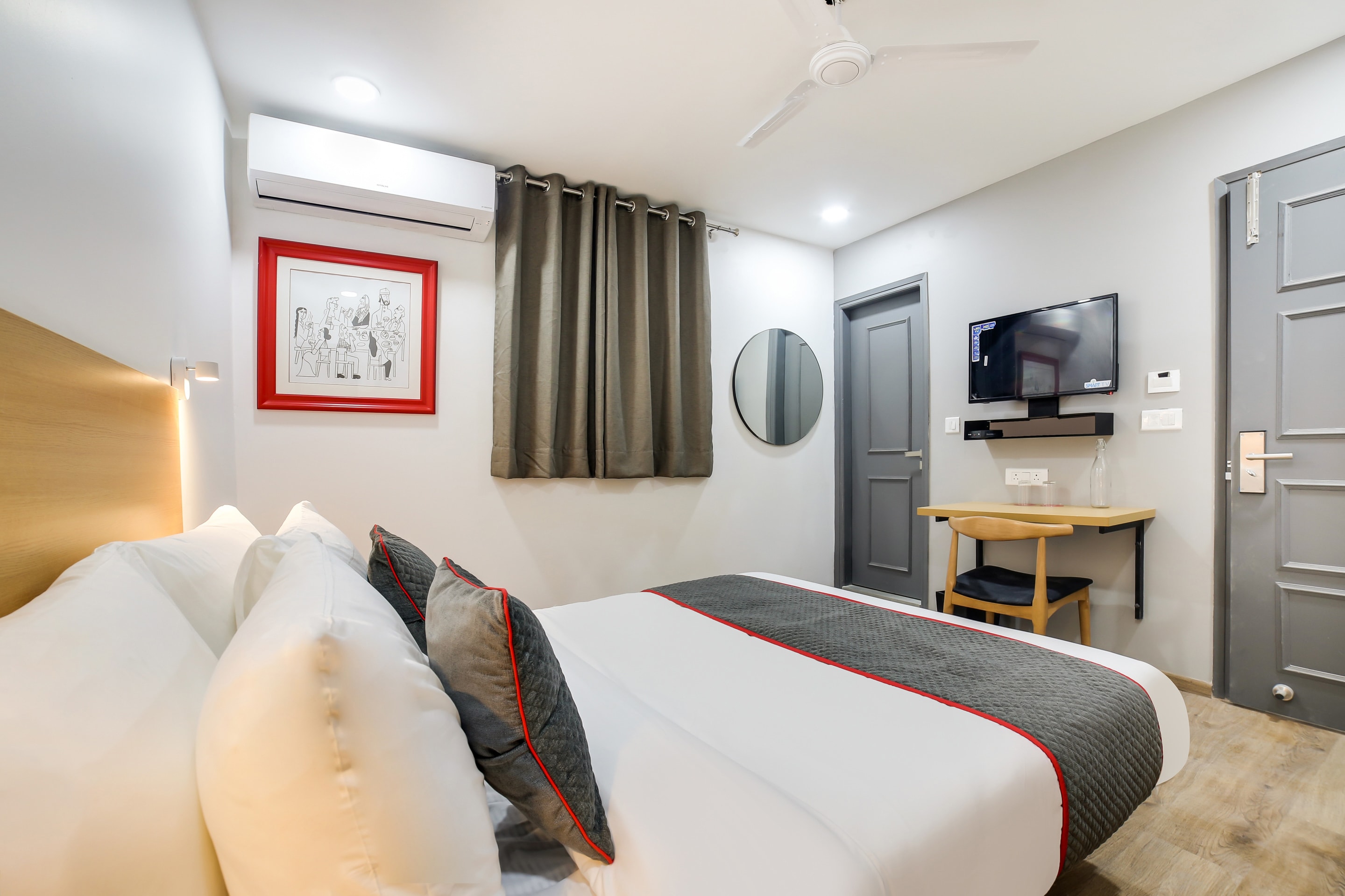 OYO Townhouse 373 Vishwas Nagar, New Delhi 4