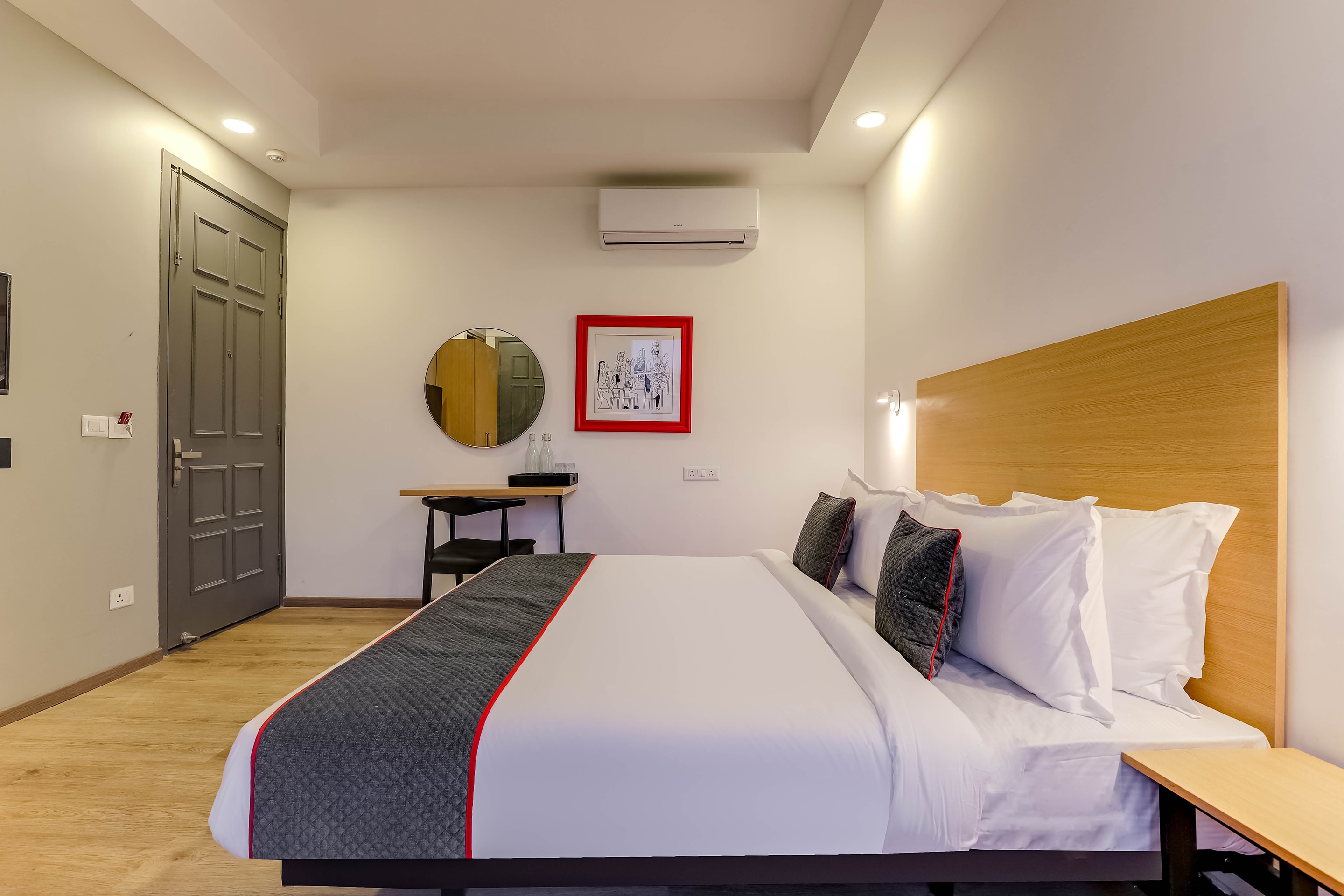 OYO Townhouse 290 Millennium Residency, Gurgaon 3