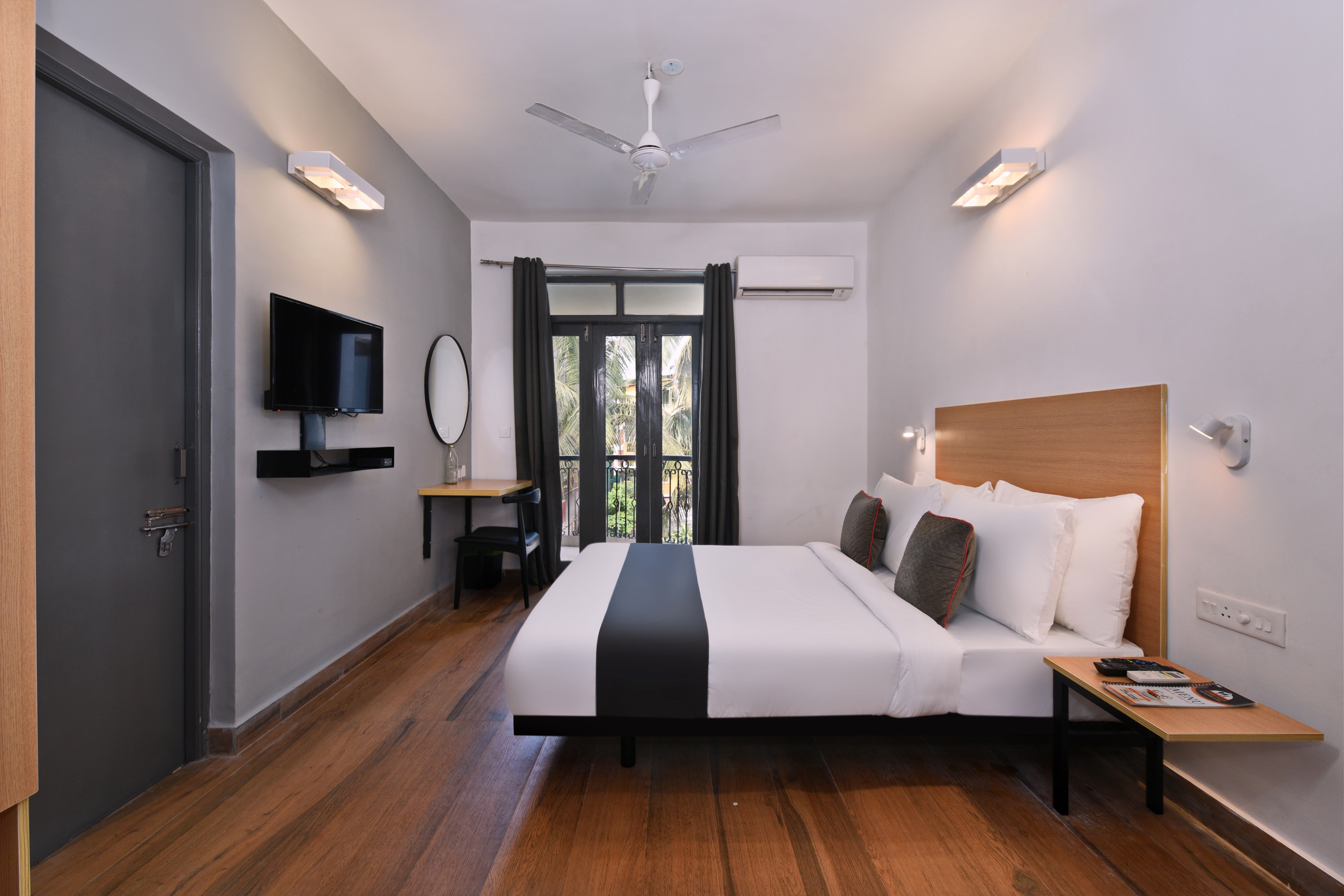 OYO Townhouse 256 Silver Palm Resort, Goa 5