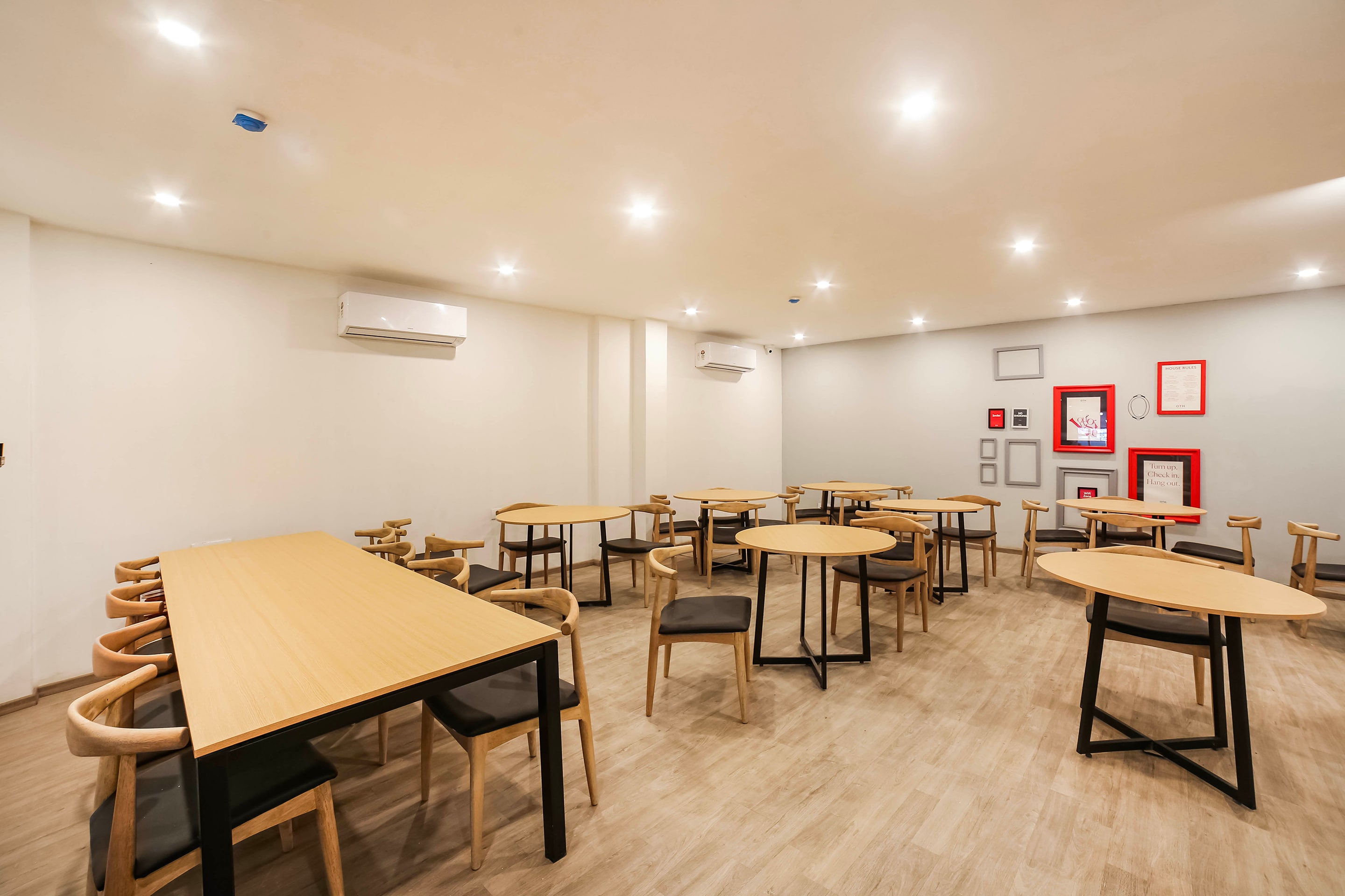 OYO Townhouse 148 Sector 46 Gurgaon, Gurgaon 2
