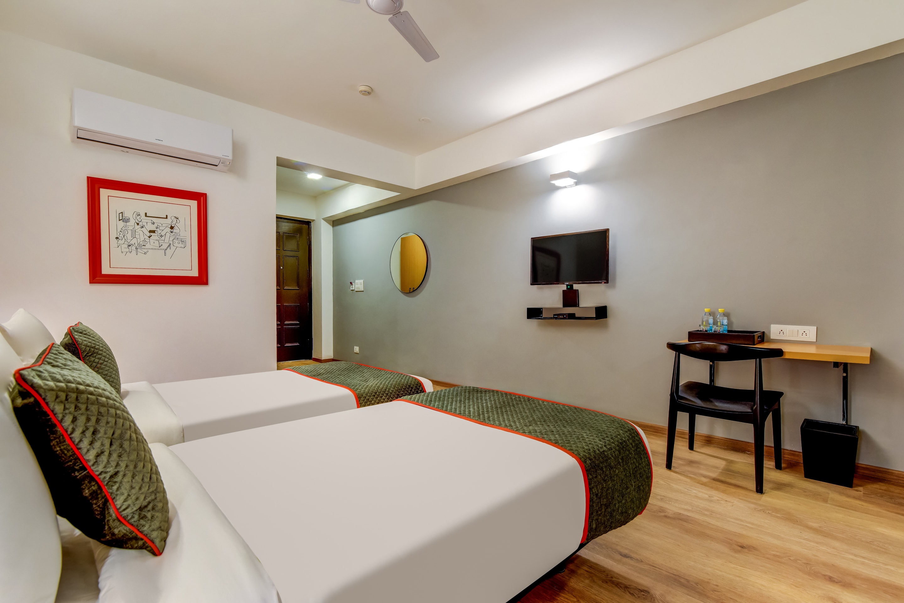 OYO Townhouse 166, Sector 38, Gurgaon, Gurgaon 2