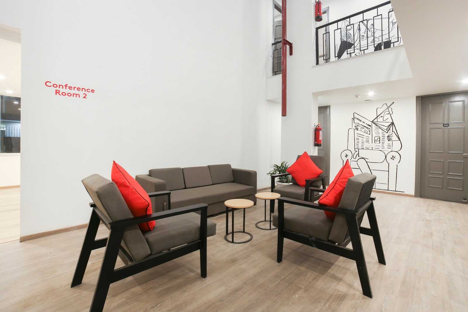 OYO Townhouse 136 Sector 46 Vikas Marg, Gurgaon 2