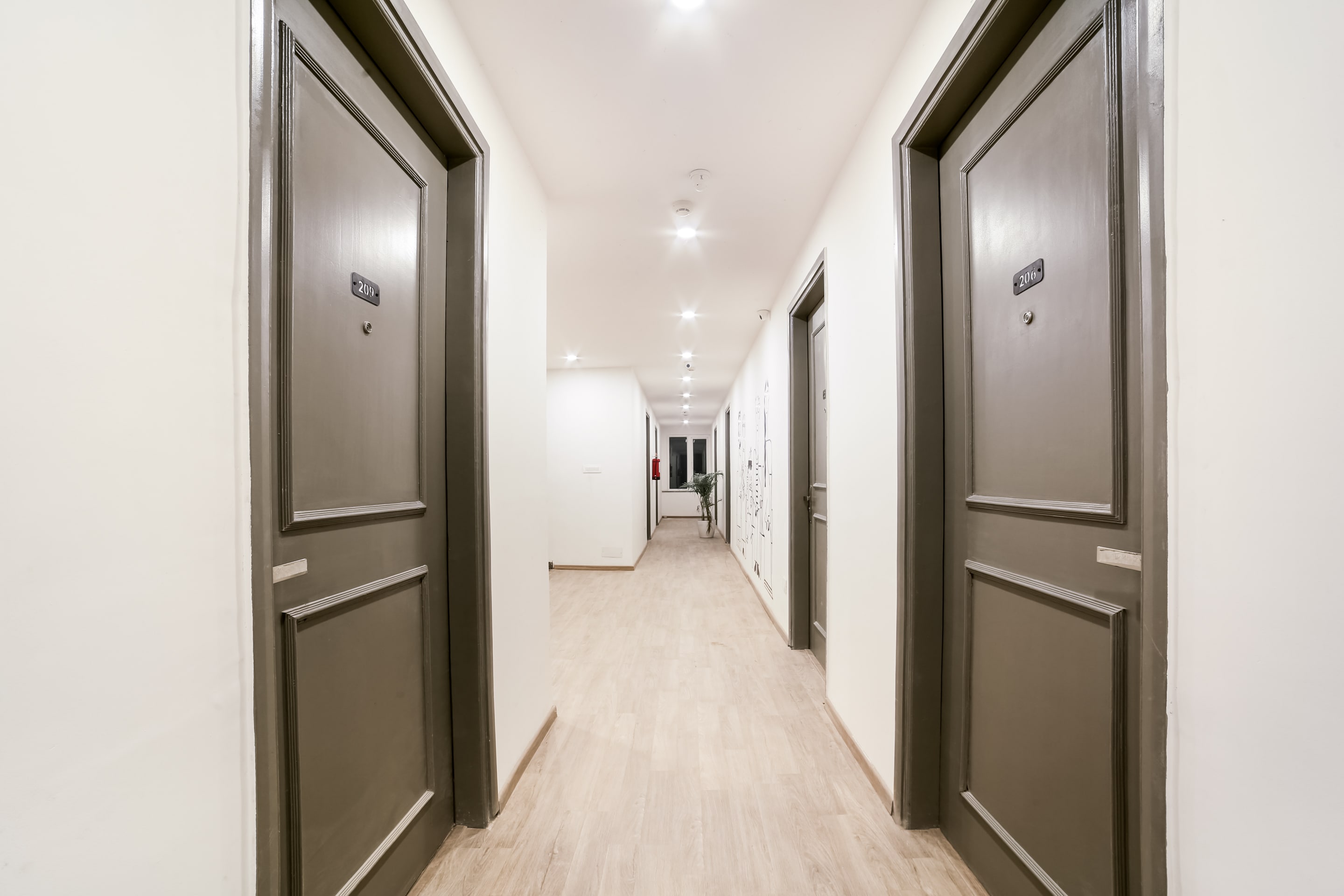 OYO Townhouse 203, Sector 57, Gurgaon 2