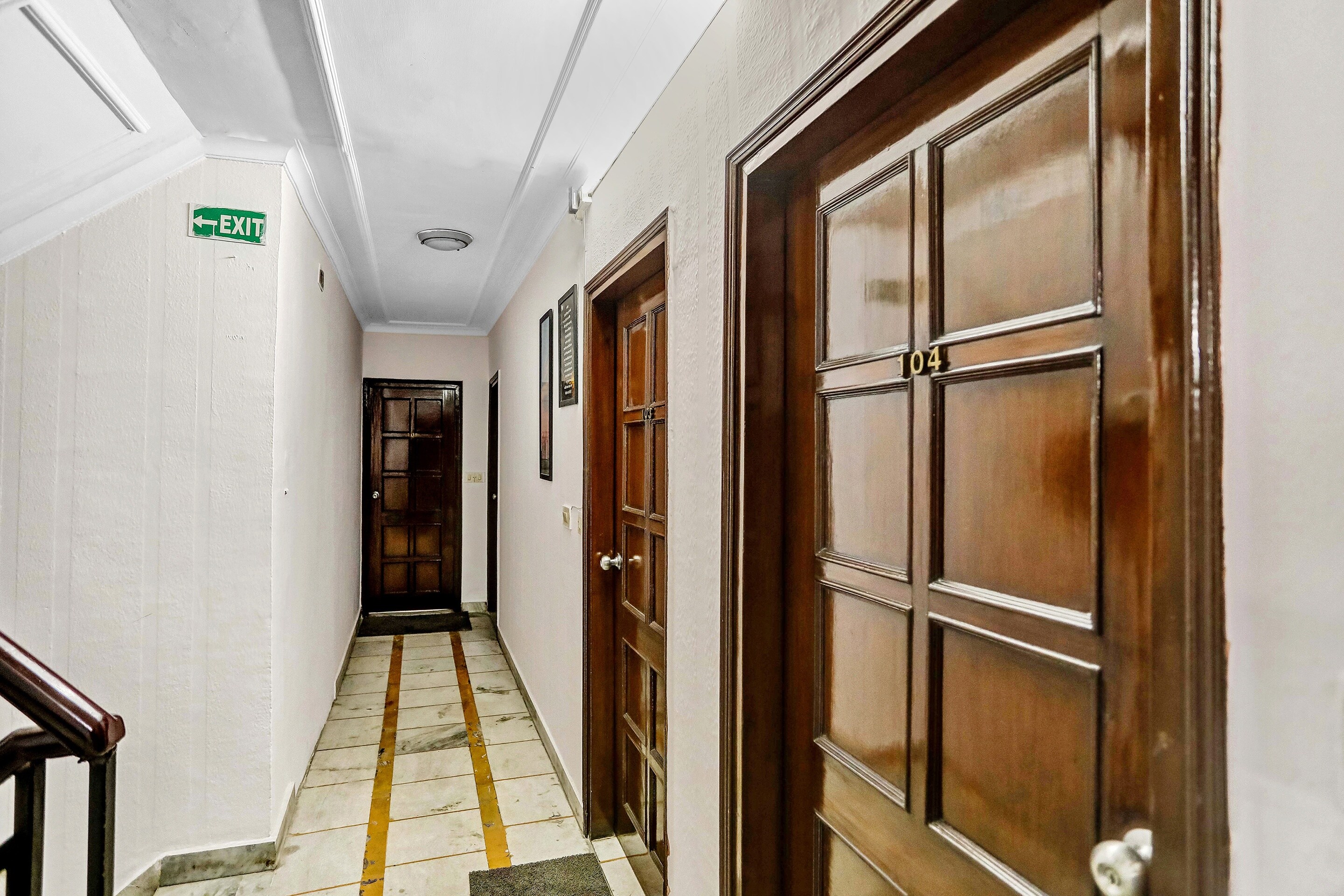 Collection O 83547 Iconic Residency, New Delhi 2