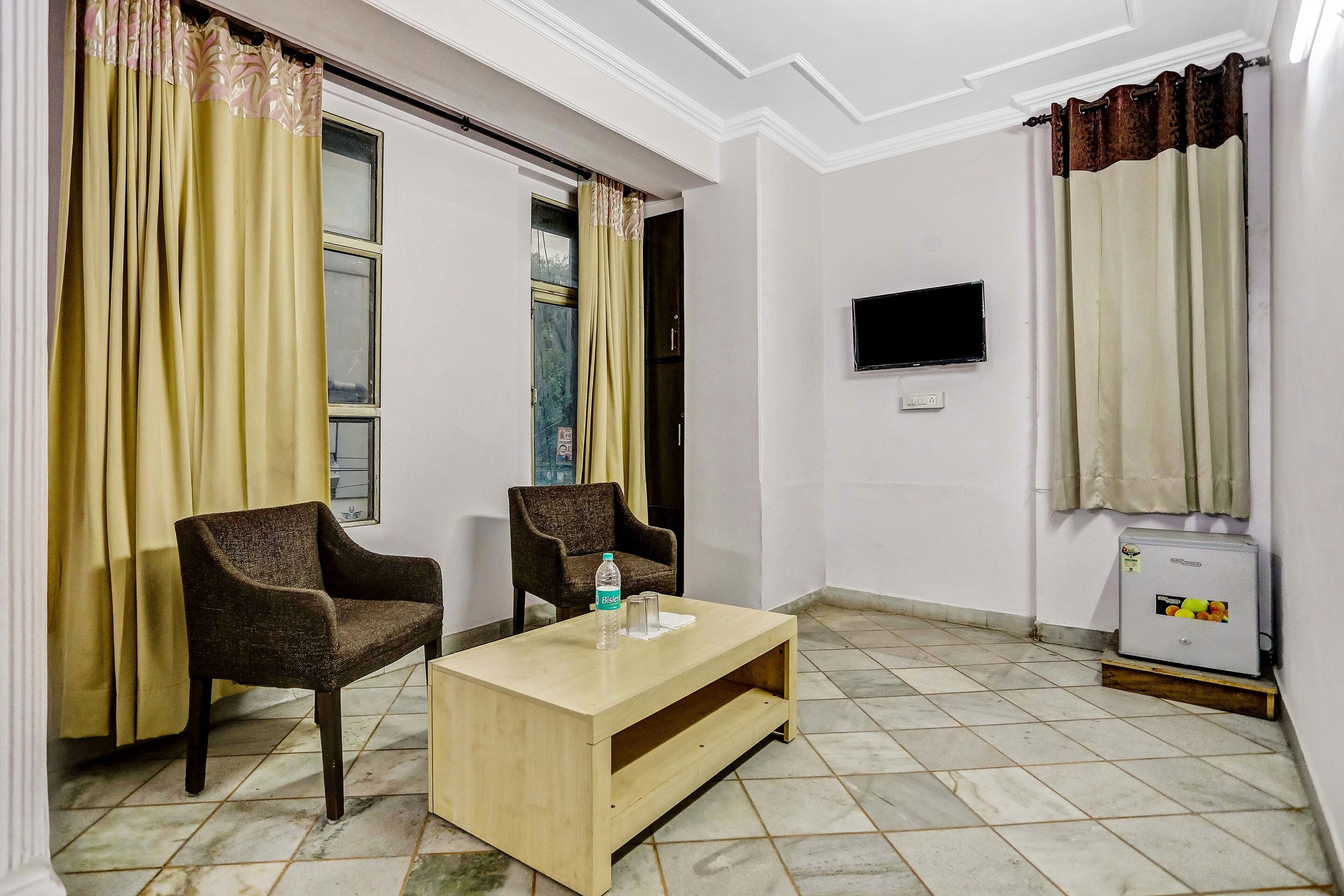 Collection O 83547 Iconic Residency, New Delhi 4