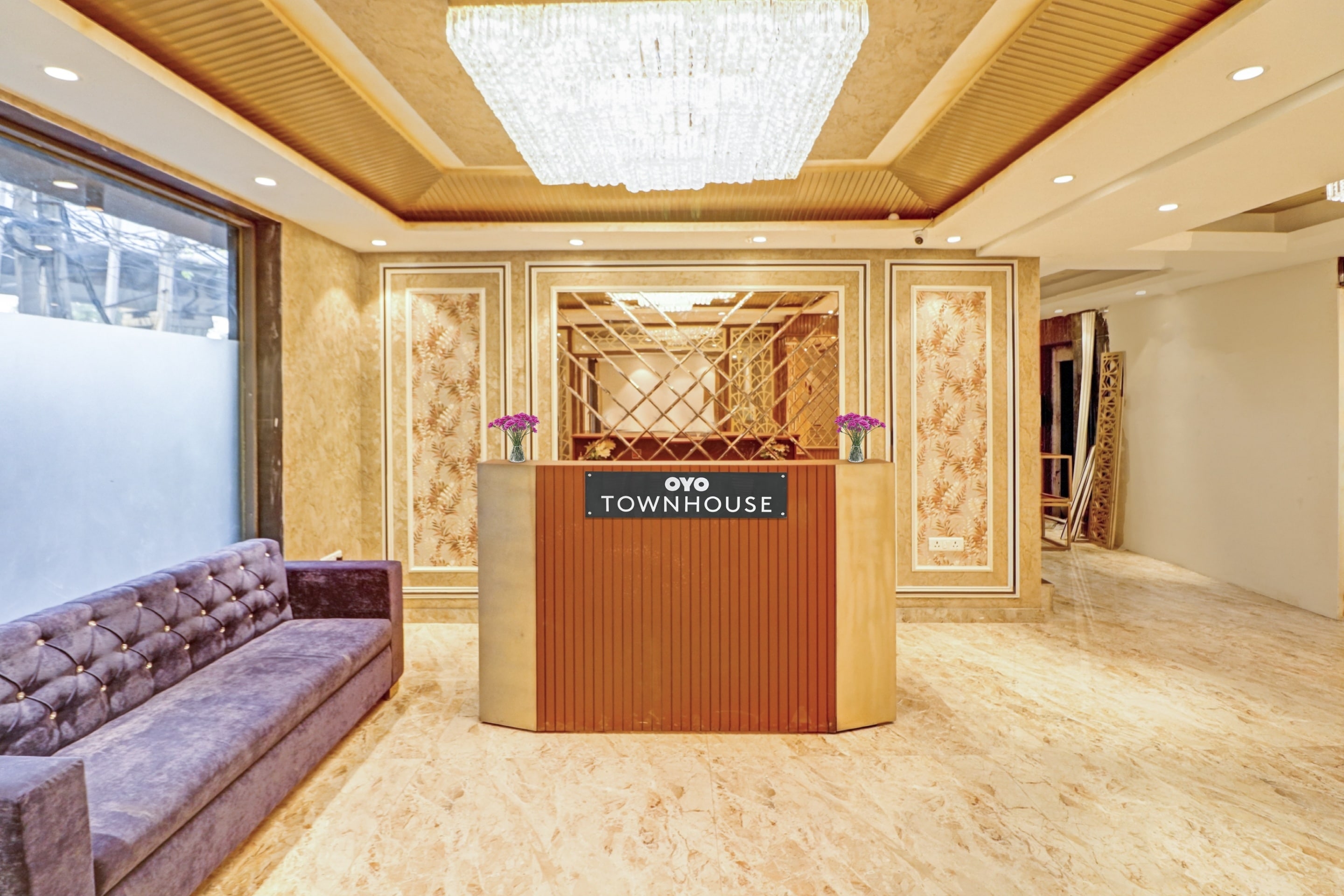 OYO Townhouse 950 Hotel Golden Glory, New Delhi 2