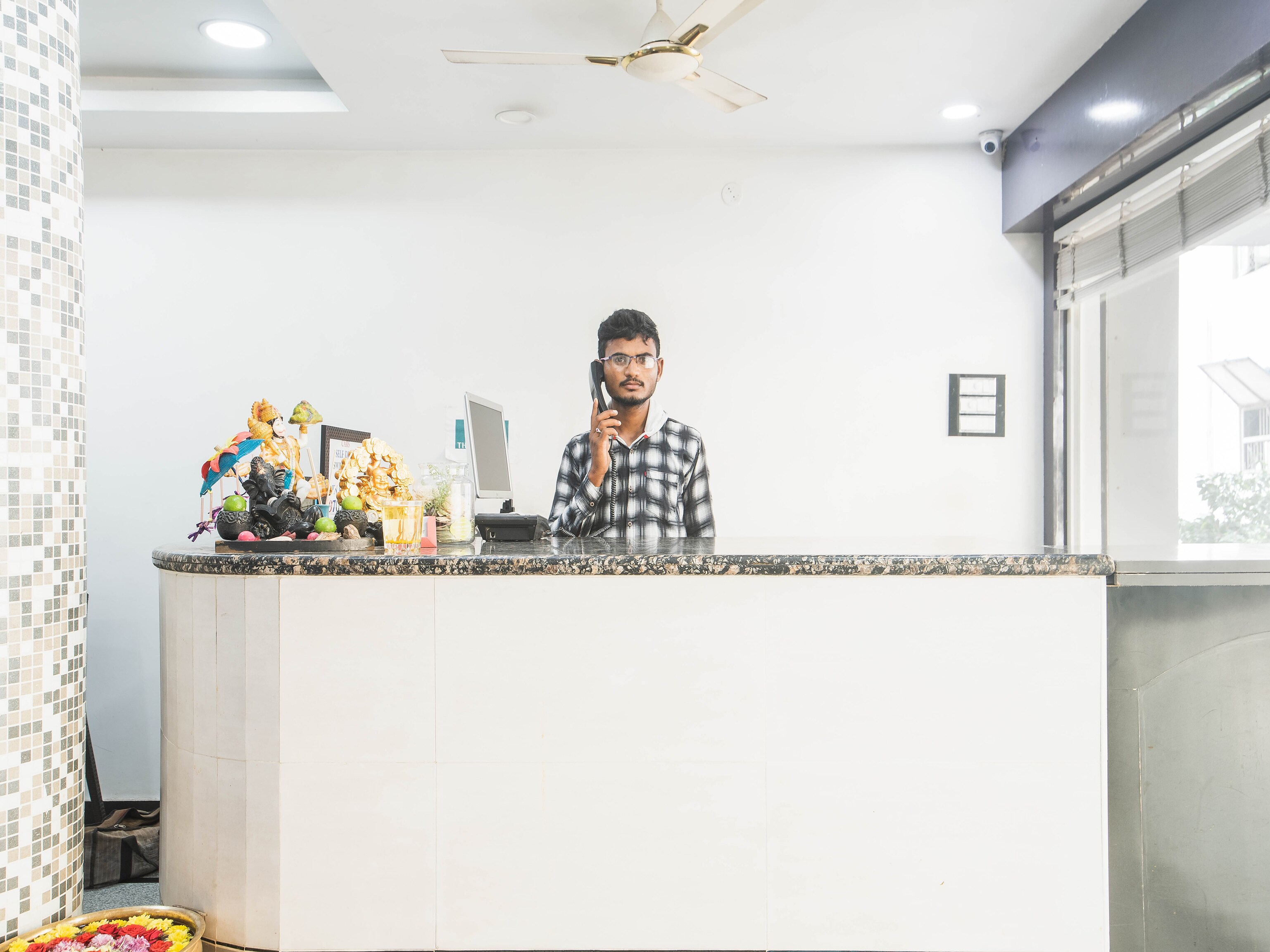 Capital O 76441 Hotel Aditya Grand, Guntur 3