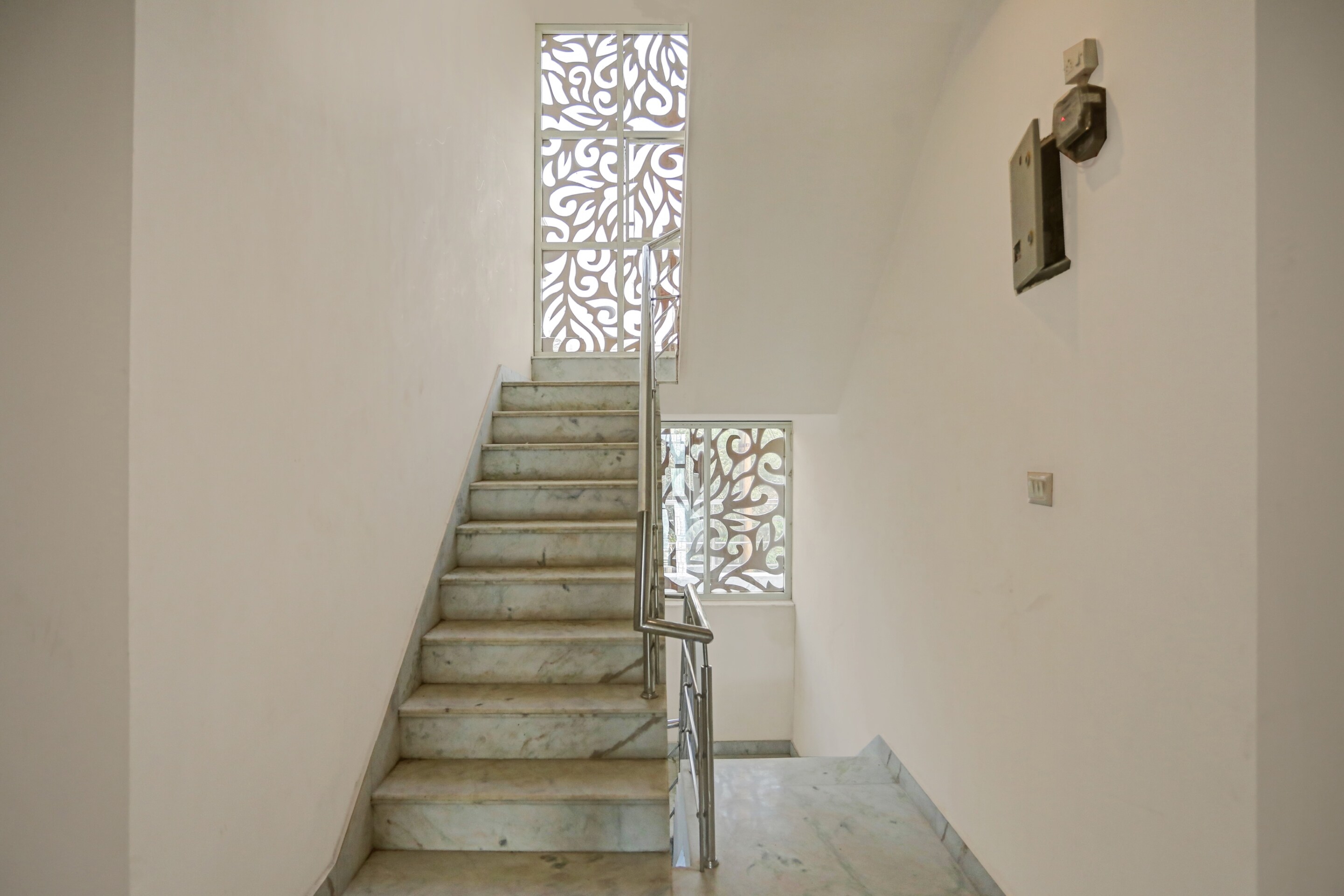Collection O O 82851 Shubham Residency-moca, Noida 2