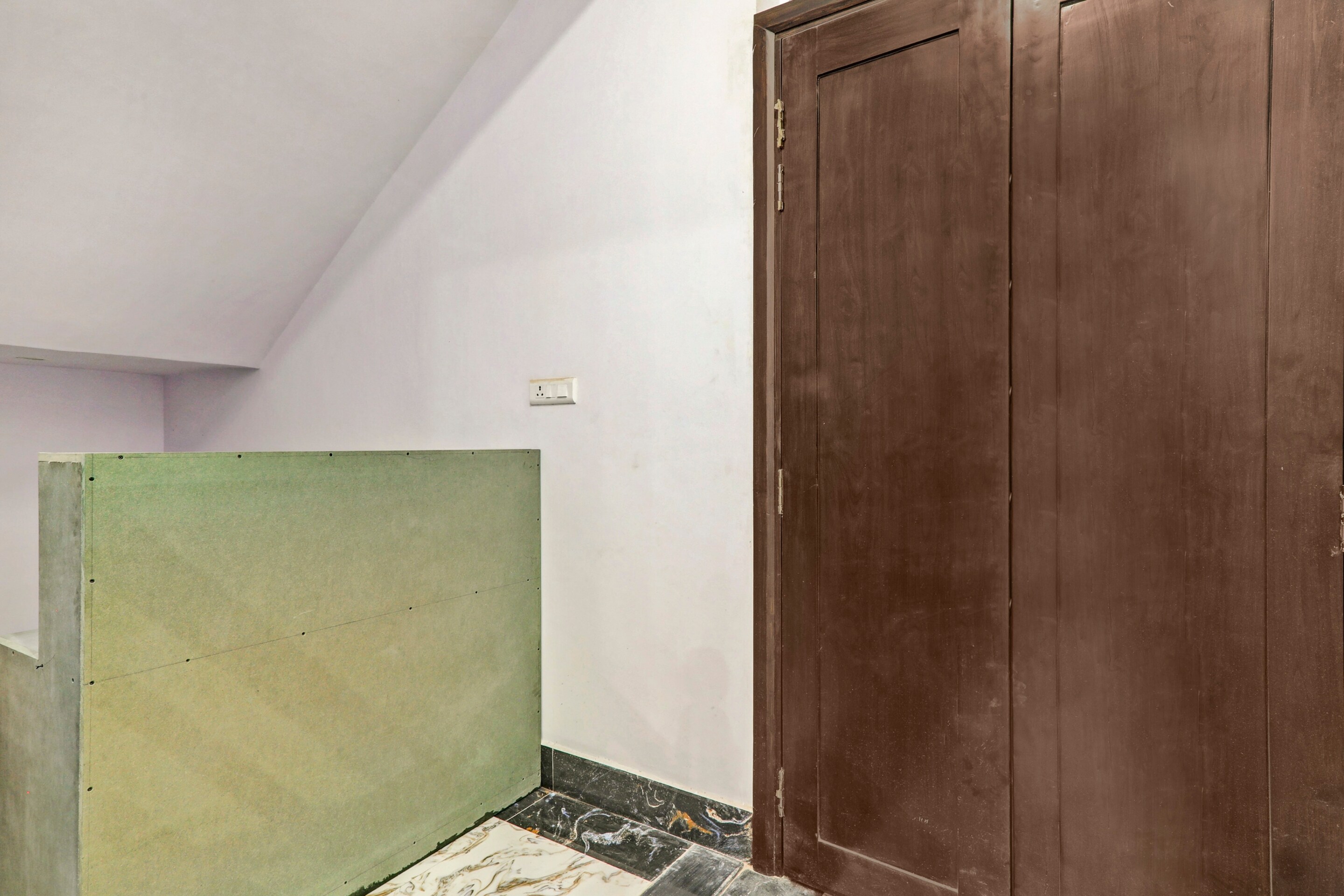 Collection O 83439 Hotel The Lemongrass, Allahabad 2