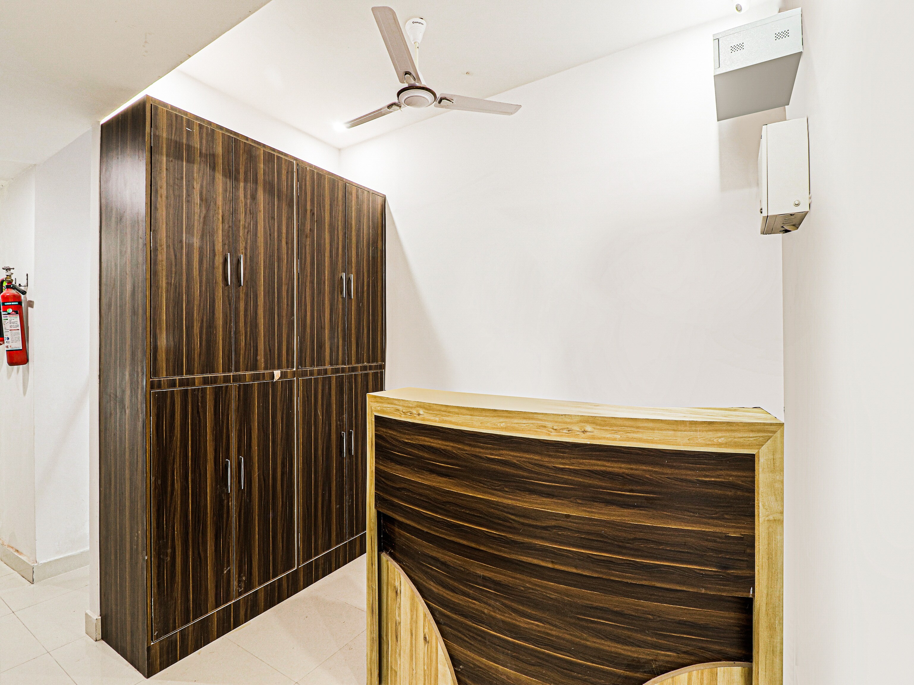 Collection O 83669 Oak Wood Inn, Dehradun 2